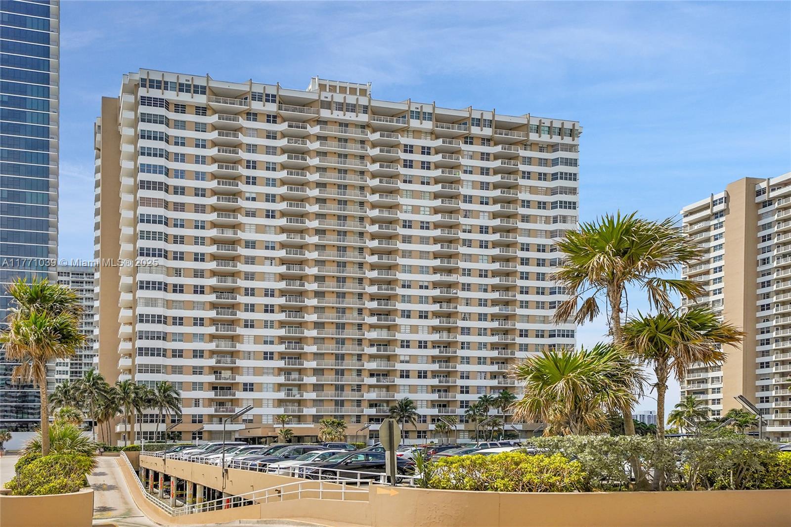 Picture of 1980 S Ocean Dr # 21M, Hallandale Beach, FL 33009