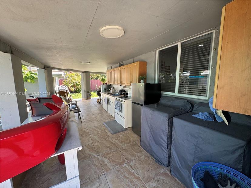 Picture of 5665 E 7Th Ave, Hialeah FL 33013
