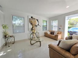 Picture of 11245 NW 88Th Ter, Doral, FL 33178