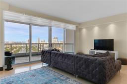 Picture of 21200 Point Pl # 1802, Aventura, FL 33180