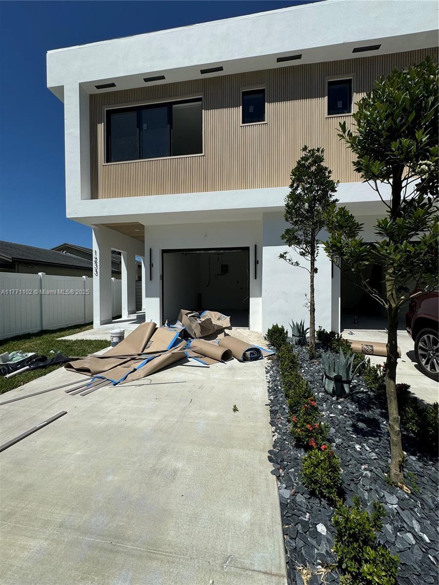 Picture of 1233 NE 12Th Ave, Fort Lauderdale, FL 33304