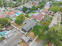 Picture of 18321 NE 7Th Ct, North Miami Beach, FL 33179