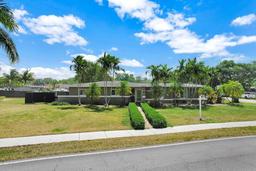 Picture of 8480 Caribbean Blvd, Cutler Bay, FL 33157
