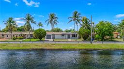 Picture of 18400 NE 8Th Ave, North Miami Beach, FL 33179