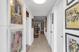 Picture of 4650 Washington St # 107, Hollywood, FL 33021