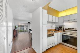 Picture of 8830 Royal Palm Blvd # 5, Coral Springs, FL 33065