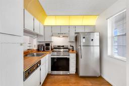 Picture of 8830 Royal Palm Blvd # 5, Coral Springs, FL 33065