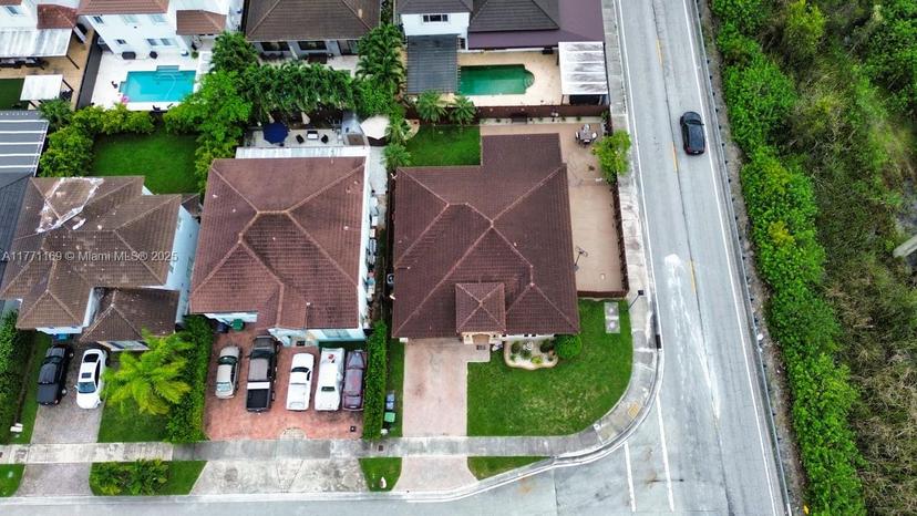 Picture of 15676 SW 9Th Ln, Miami FL 33194