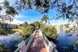 Picture of 12118 Saint Andrews Pl # 103, Miramar, FL 33025