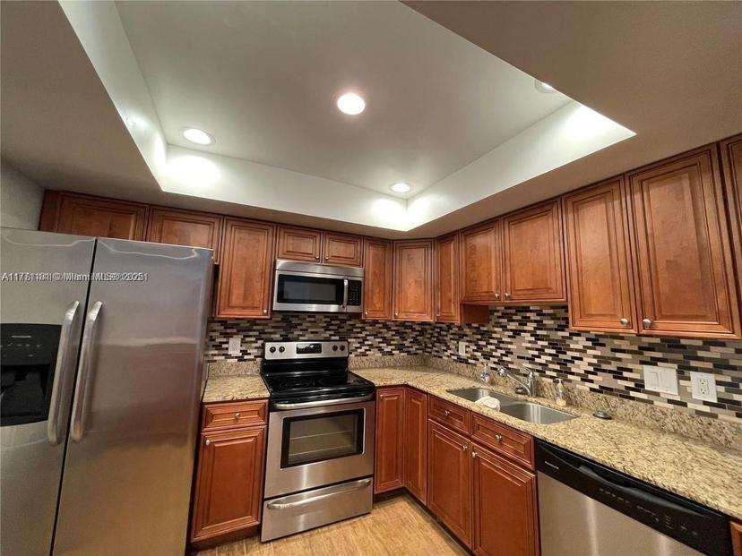 Picture of 5880 NW 57Th # 7, Tamarac FL 33319