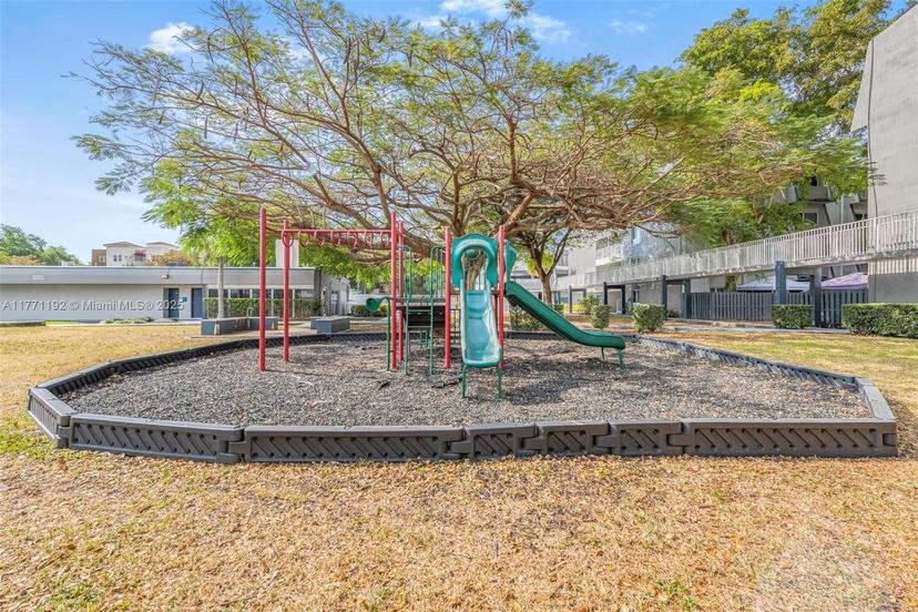 Picture of 11060 SW 196Th St # 410, Cutler Bay FL 33157