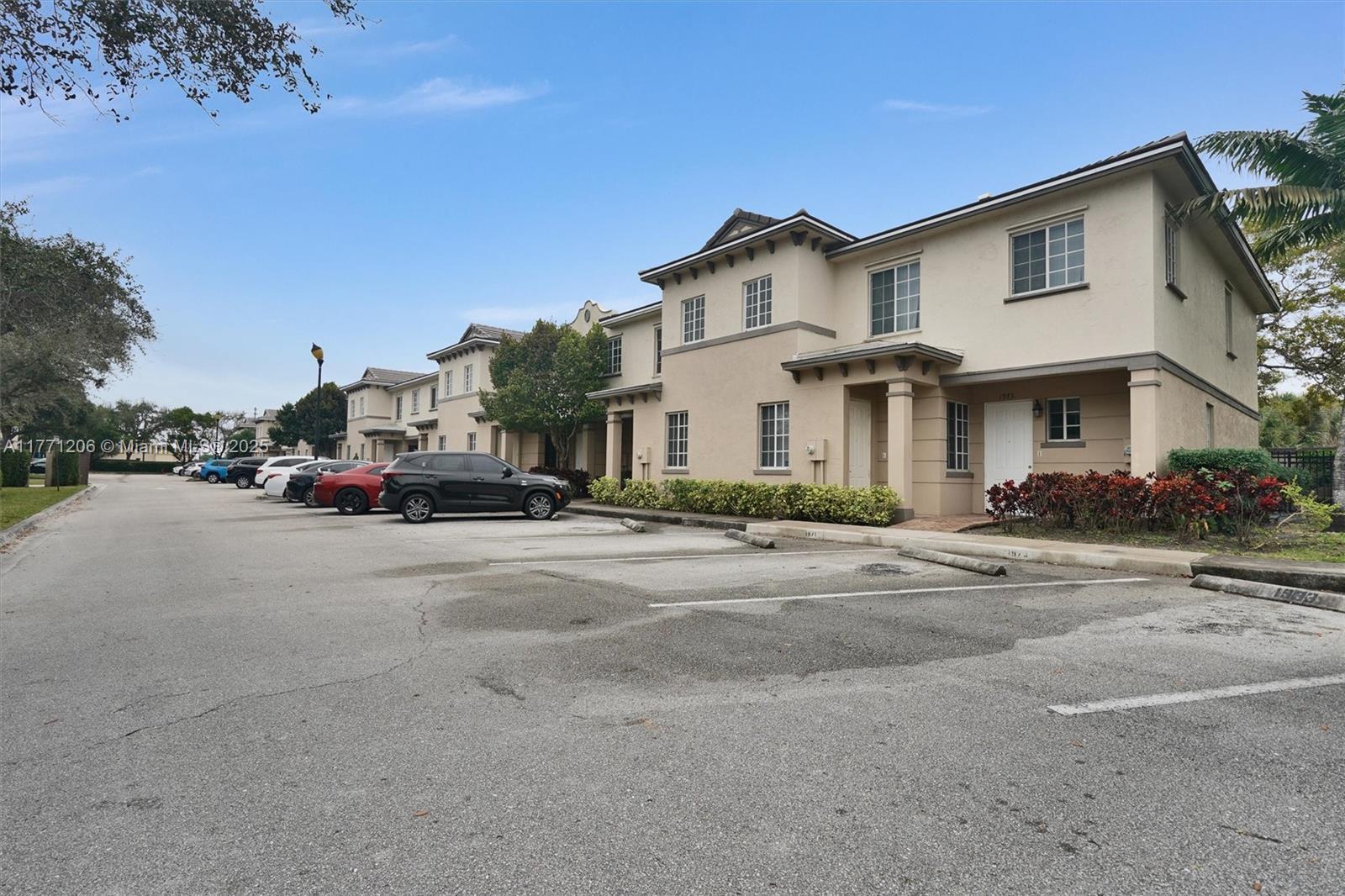 Picture of 1973 Marsh Harbor Dr, Riviera Beach, FL 33404