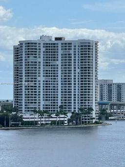 Picture of 19101 NE 36Th Ct # 1601, Aventura, FL 33180