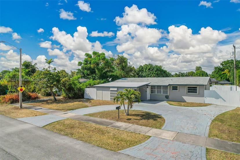 Picture of 9851 SW 165Th Ter, Miami FL 33157
