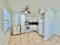 Picture of 1470 N Dixie Hwy # 24, Fort Lauderdale, FL 33304