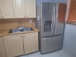 Picture of 1480 W 46Th St # 208, Hialeah, FL 33012
