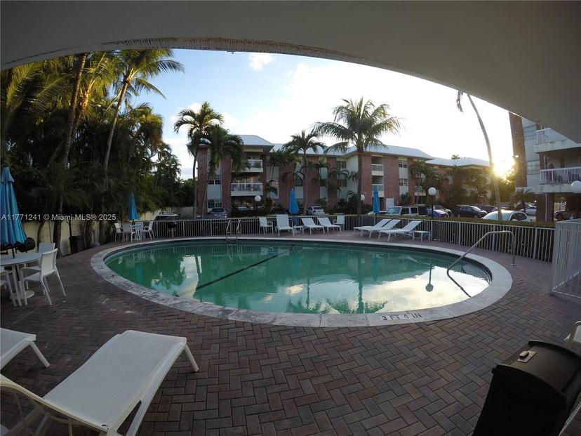 Picture of 2424 SE 17Th Cswy # 110B, Fort Lauderdale FL 33316