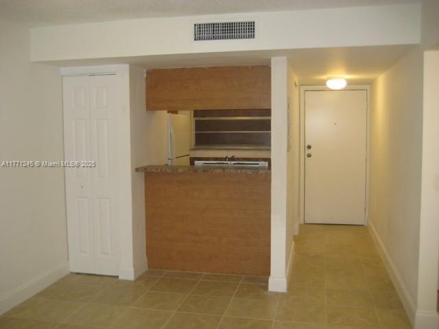 Picture of 453 SW 2Nd St # 302C, Miami FL 33130