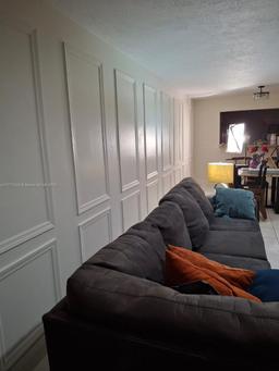 Picture of 6101 N Falls Cir Dr # 312, Lauderhill, FL 33319