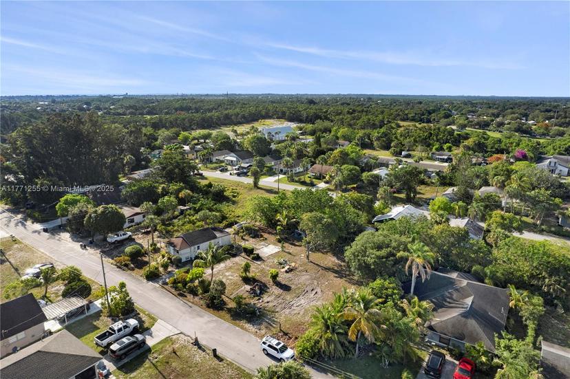 Picture of 8506 SE Eucalyptus, Hobe Sound FL 33455