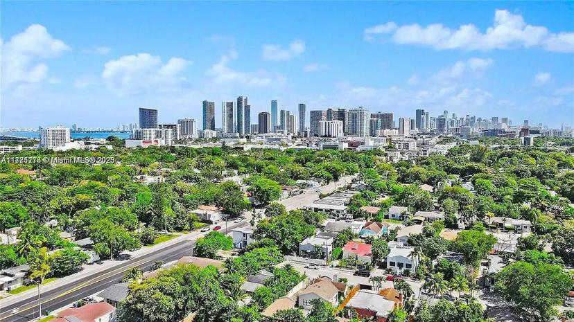 Picture of 11 NW 47Th Ter, Miami FL 33127