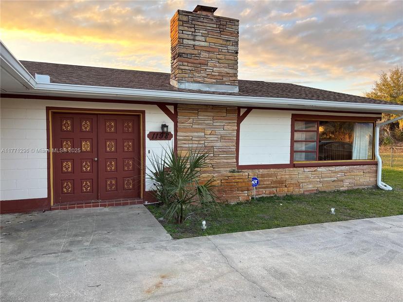 Picture of 1198 N Country Club Dr, Crystal River FL 34429