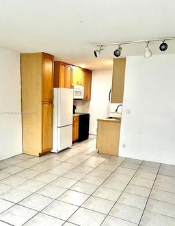 Picture of 11562 Royal Palm Blvd # 11562, Coral Springs, FL 33065