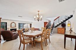 Picture of 9340 NW 48Th Doral Ter, Doral, FL 33178