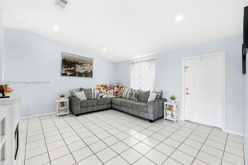 Picture of 15317 SW 179Th Ter, Miami FL 33187