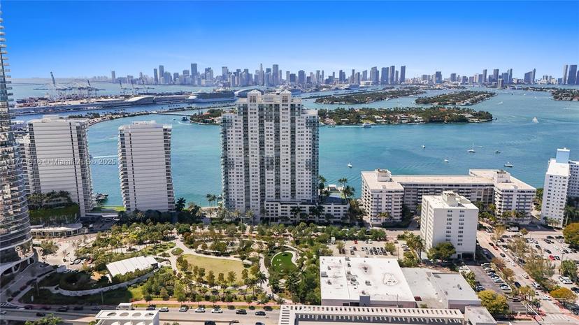Picture of 650 West Ave # 2312, Miami Beach FL 33139