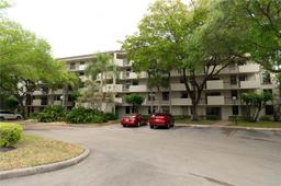 Picture of 2907 S Carambola Cir S # 403, Coconut Creek, FL 33066