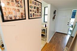 Picture of 2907 S Carambola Cir S # 403, Coconut Creek, FL 33066