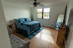 Picture of 2907 S Carambola Cir S # 403, Coconut Creek, FL 33066