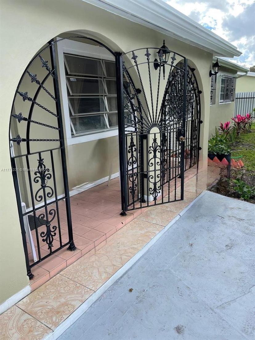 Picture of 14521 NW 16Th Ct, Miami FL 33167