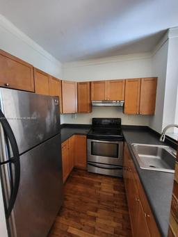 Picture of 842 Meridian Ave # 3A, Miami Beach, FL 33139