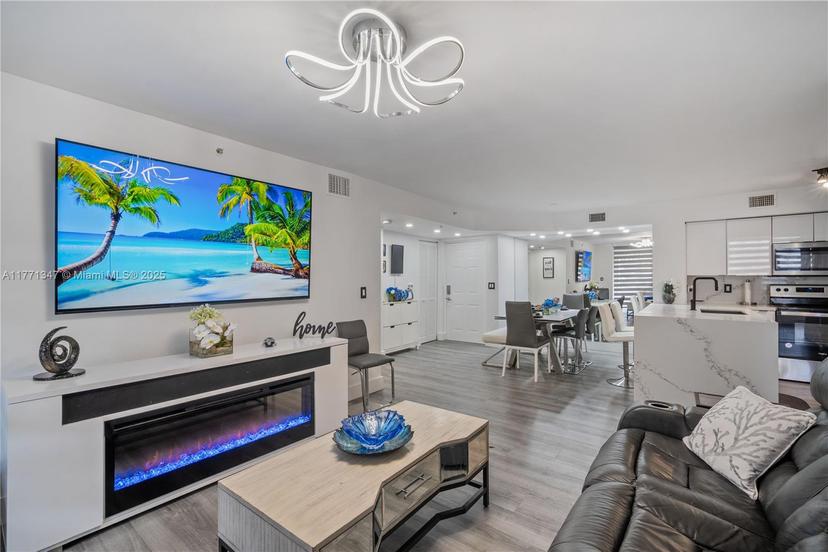Picture of 2113 Renaissance Blvd # 105, Miramar FL 33025