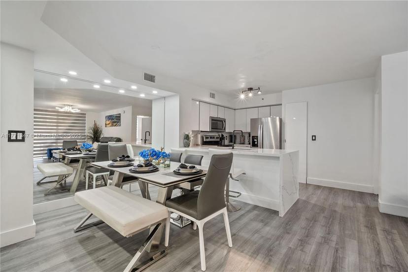 Picture of 2113 Renaissance Blvd # 105, Miramar FL 33025