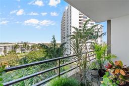 Picture of 500 Three Islands Blvd # 309, Hallandale Beach, FL 33009