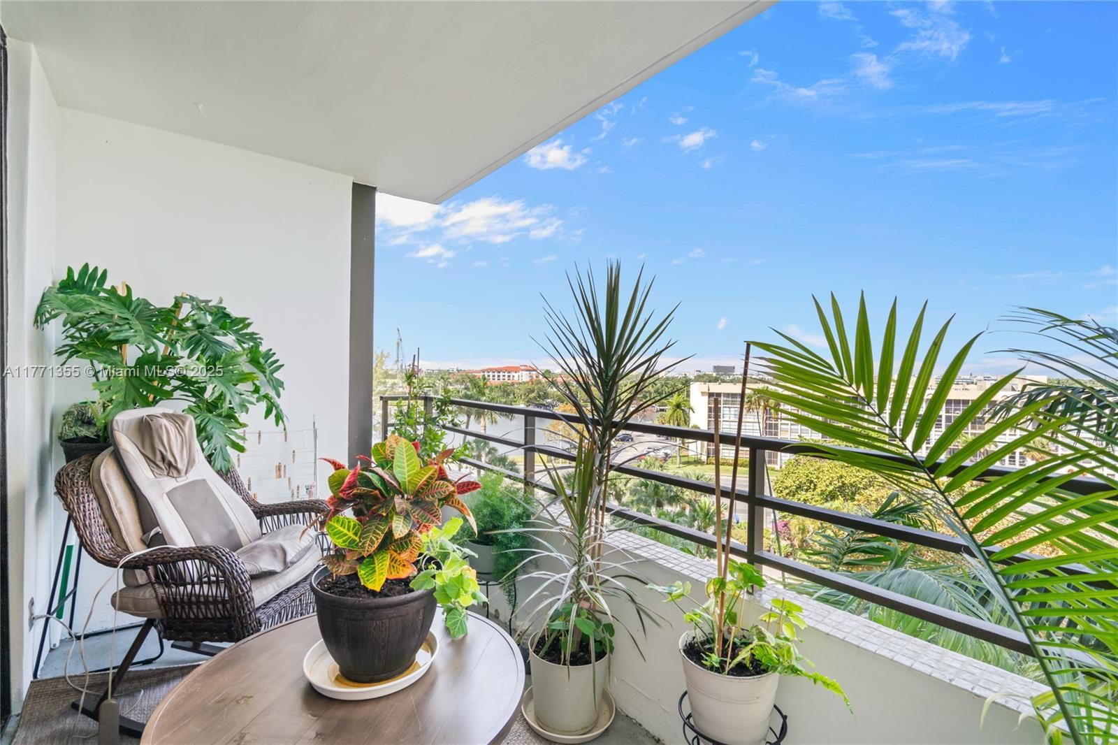 Picture of 500 Three Islands Blvd # 309, Hallandale Beach, FL 33009