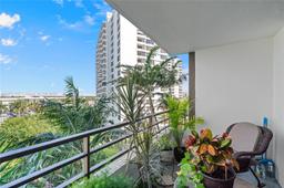 Picture of 500 Three Islands Blvd # 309, Hallandale Beach, FL 33009