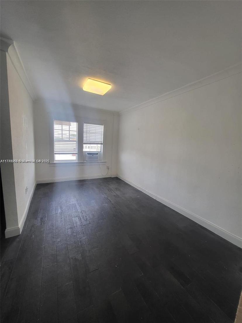 Picture of 1611 Michigan Ave # 25, Miami Beach FL 33139