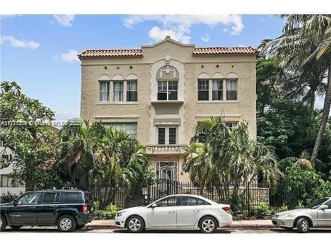 Picture of 1611 Michigan Ave # 25, Miami Beach, FL 33139