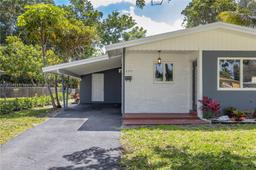 Picture of 2241 Island Dr, Miramar, FL 33023