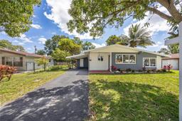 Picture of 2241 Island Dr, Miramar, FL 33023