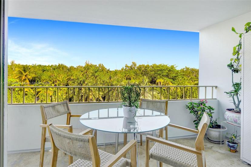 Picture of 155 Ocean Lane Dr # 310, Key Biscayne FL 33149