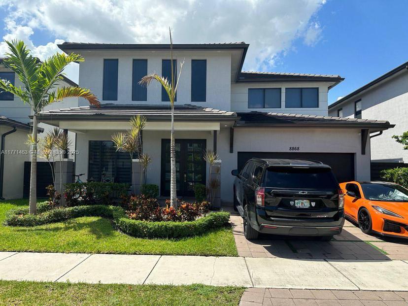 Picture of 8868 NW 161St Ter, Miami Lakes FL 33018
