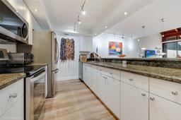 Picture of 8613 SW 80Th Ct, Miami, FL 33143