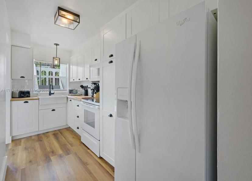 Picture of 161 NE 10Th Ave # 15A, Hallandale Beach FL 33009