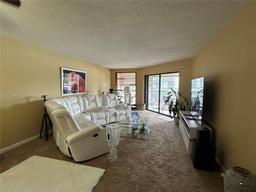 Picture of 7338 Fairfax Dr # 203, Tamarac, FL 33321