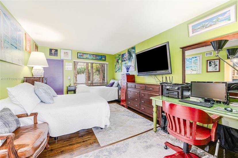 Picture of 1616 Euclid Ave # 12, Miami Beach FL 33139